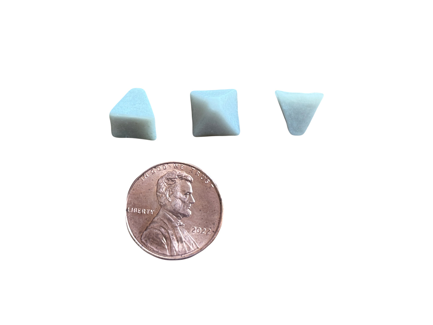 Media - Vibration, Tumbler Deburr - Plastic and Aluminum Oxide 3/8 X 3/8 Pyramids