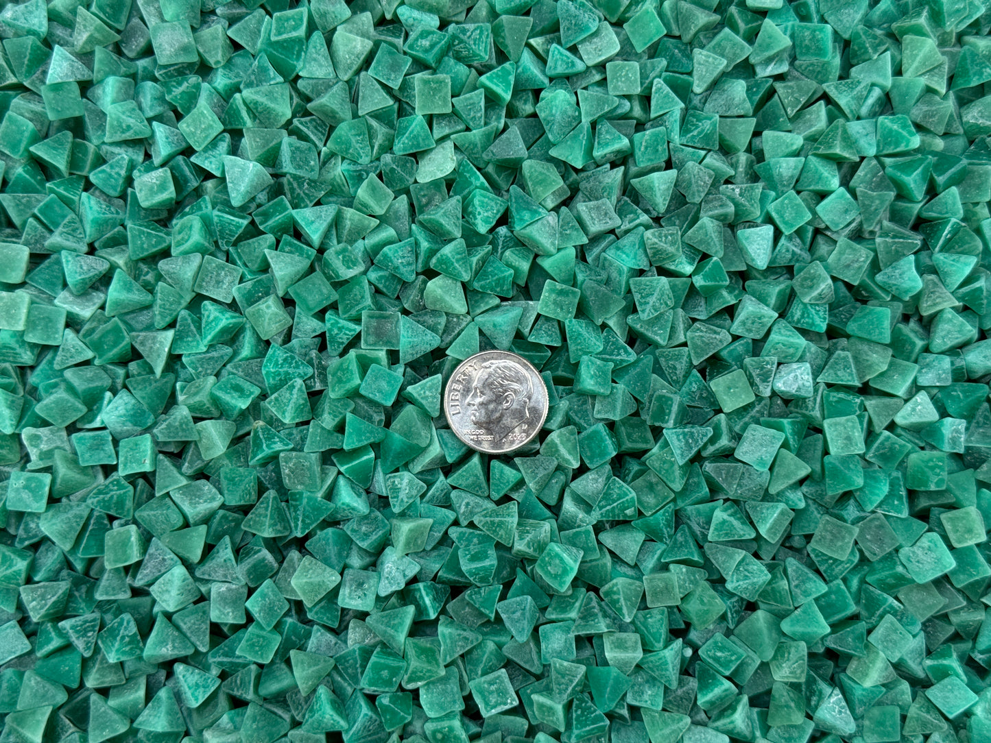 Media - Plastic 1/4 X 1/4 - Pyramid - Vibration, Tumbler Deburr Media LC