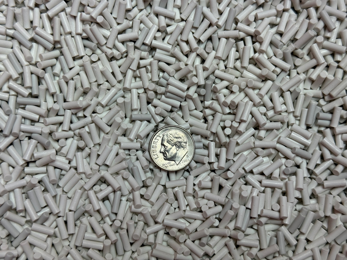 Media - 2 X 8mm Porcelain Pins