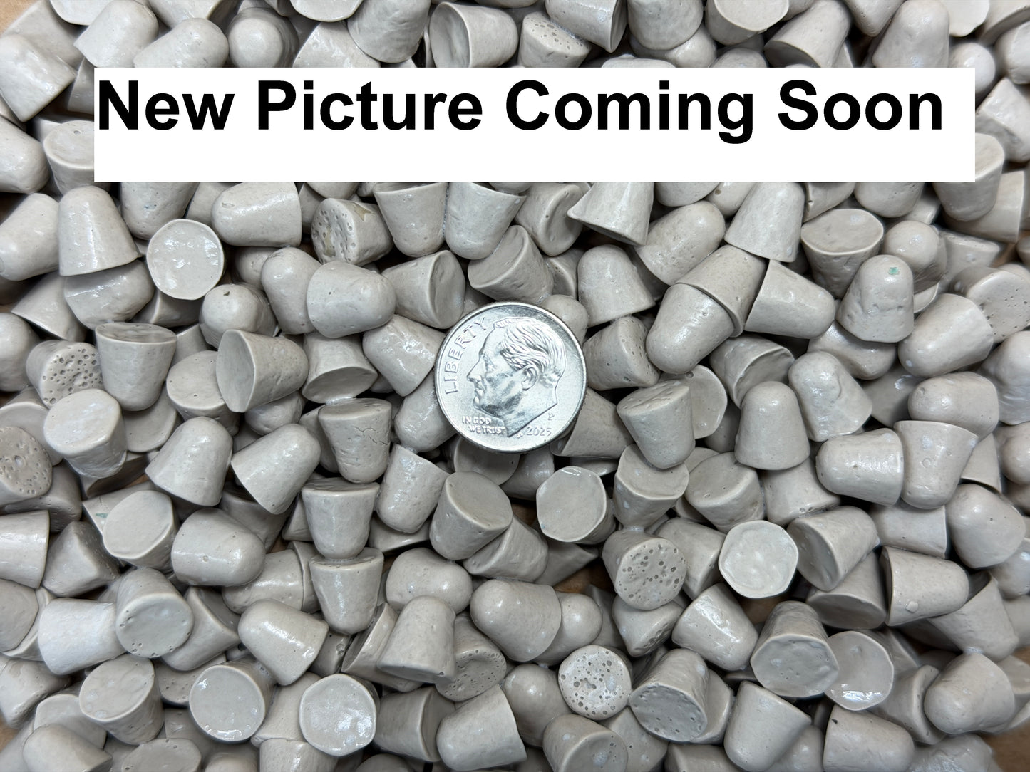 Media - Plastic  1/4 X 1/4 Z1 Pyramid - Vibration Tumbler Deburr Media